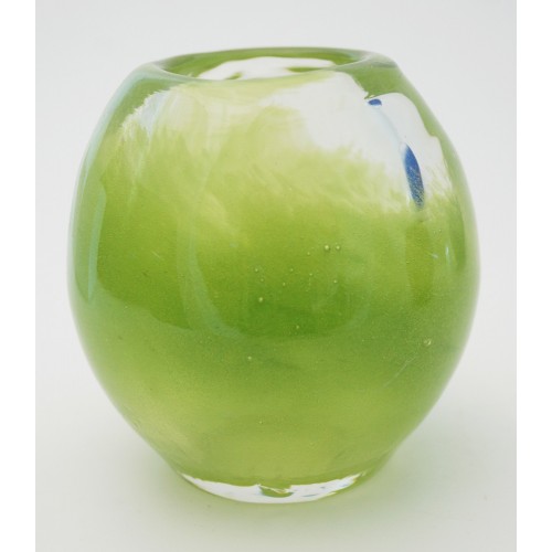Кларисса салатовая-МИНИ                               ваза малая декоративная, гутная работа