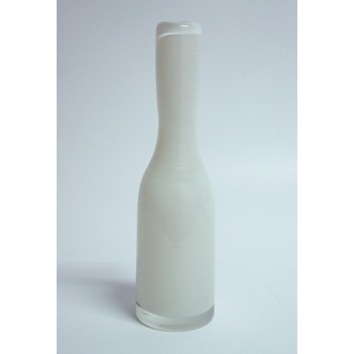 НОЛА-39-1-белая                                                  ваза бутылочная декоративная гутной работы белая